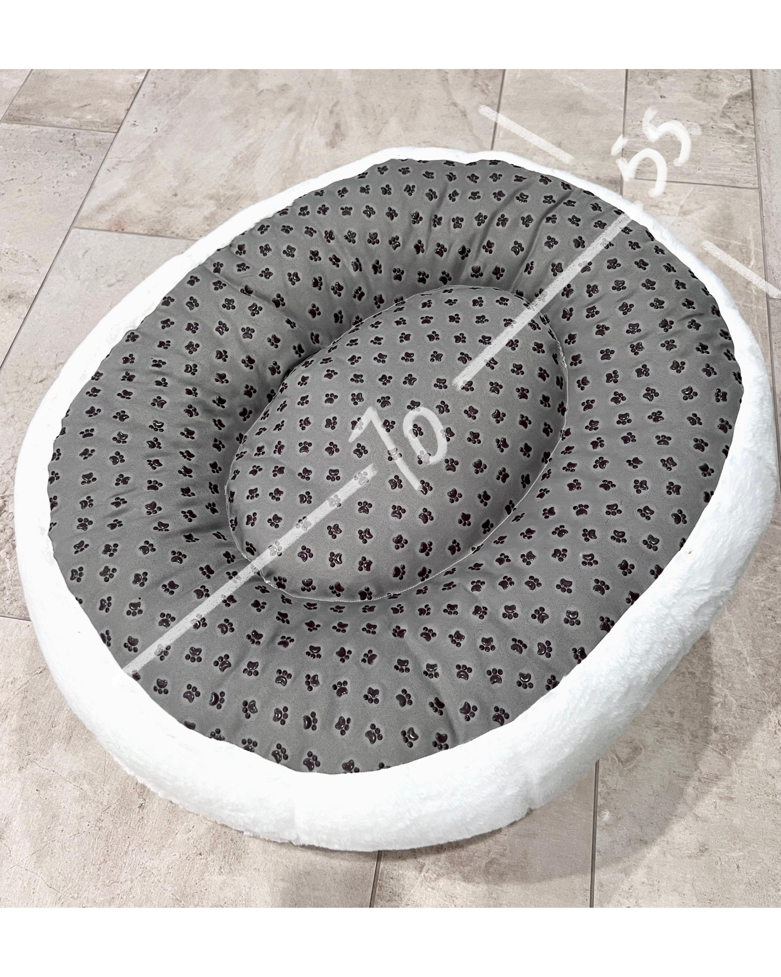 VLIZ Pets Rainbow Cloud Bed in Pink Or BabyBlue, handmade with imitation rabbit velvet fabric, featuring a cloud-shaped supportive base and detachable rainbow arch, Disney-certified quality.