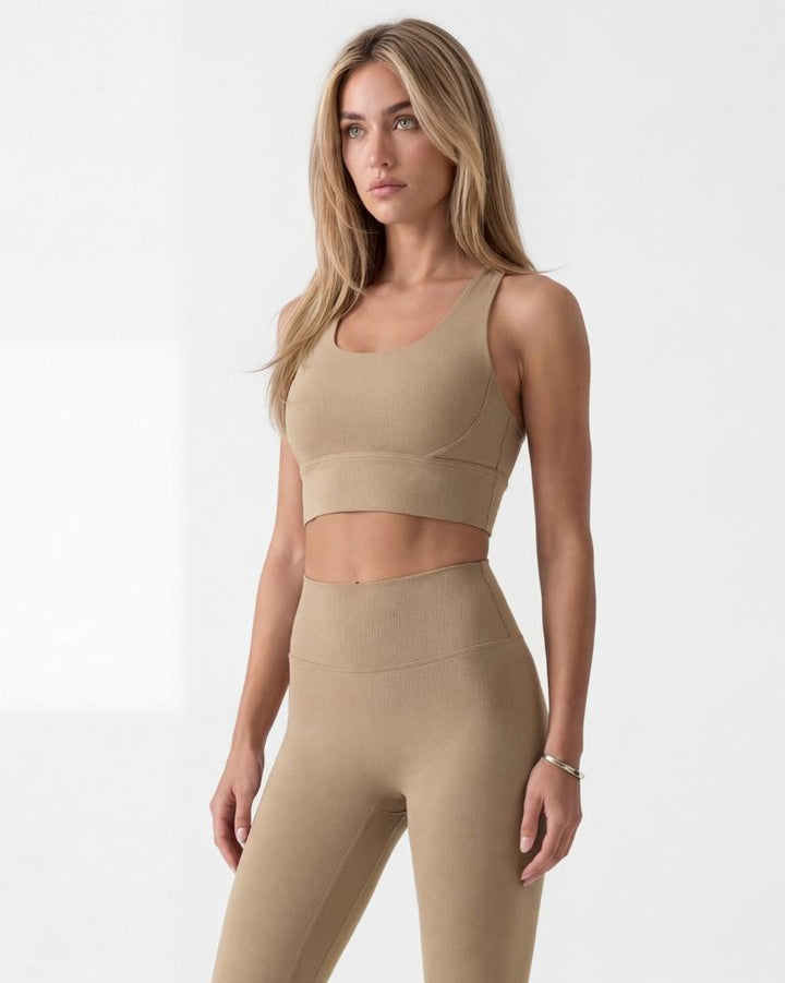 VLIZ Nova_Training_Bra Sports Bra, black, Fawn, Velvet with smooth fabric and a supportive fit. The design features elegant double cross-back straps and a discreet keyhole detail below the straps. Ideal for gym workouts, yoga, Pilates, and everyday training.