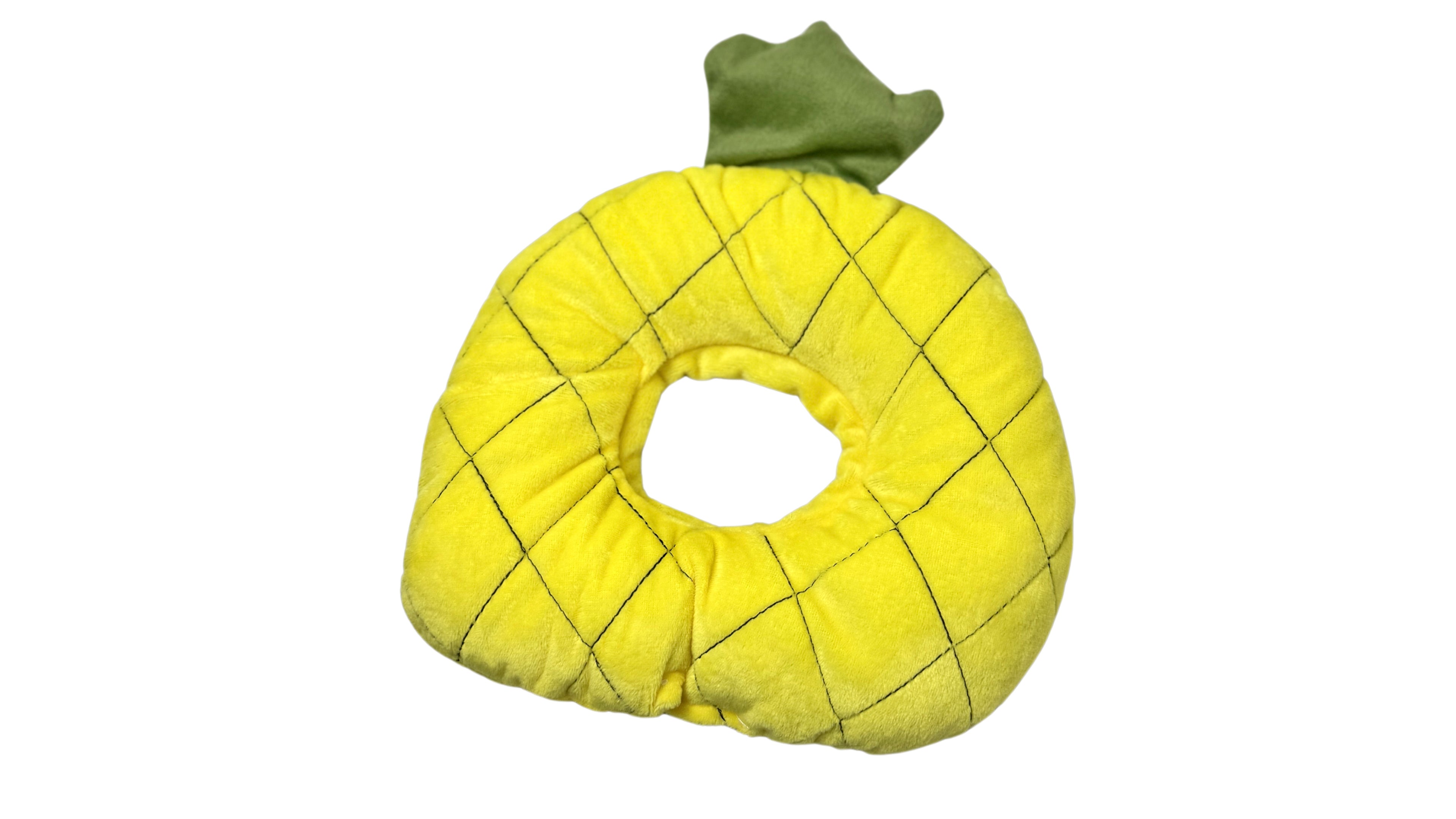 Soft plush pineapple-shaped pet recovery collar with cushioned padding, adjustable drawstring closure, and an 8.5cm inner circle diameter for post-surgery protection.