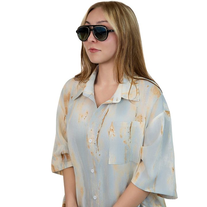 VLIZ Lindbergh sunglasses with black aviator-style frame and gradient blue lenses, retro double-bridge design, engraved logo on temples